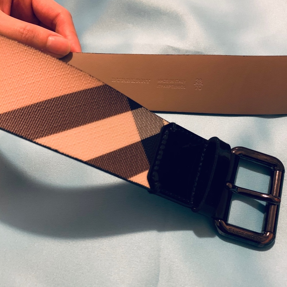 Burberry black leather nova check belt - Picture 6 of 16